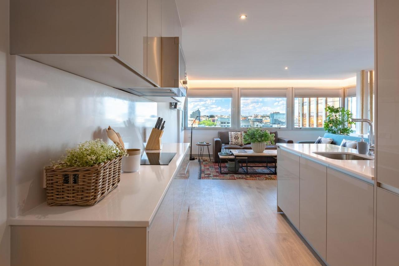 2 Bedrooms 1 Bathroom Furnished - Justicia - Incredible Views - Mintystay Madrid Kültér fotó