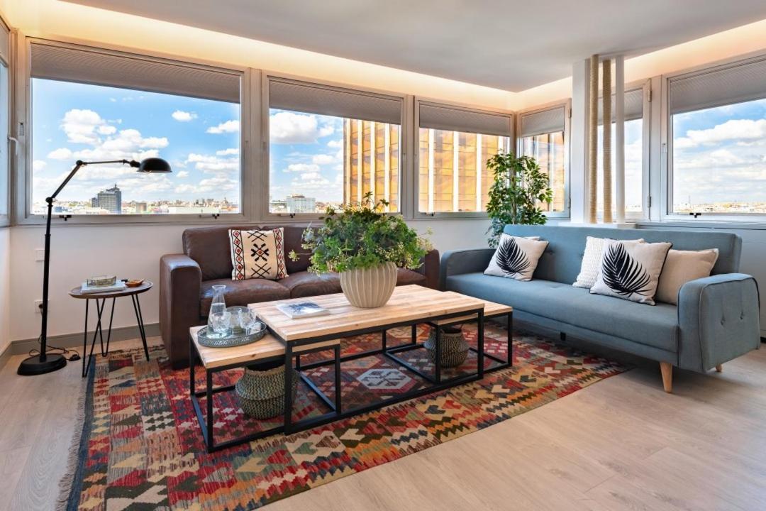 2 Bedrooms 1 Bathroom Furnished - Justicia - Incredible Views - Mintystay Madrid Kültér fotó